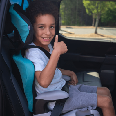 Safe Kids Worldwide car seat distribution event